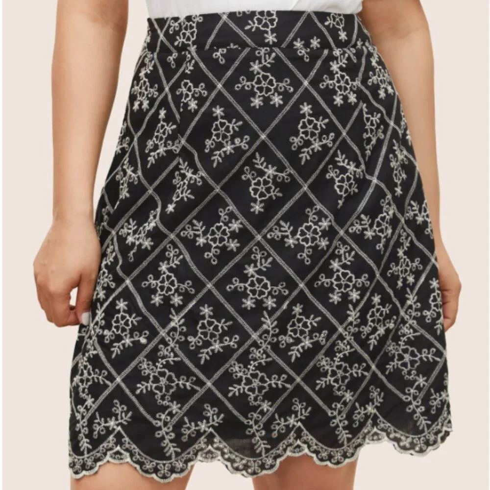 BloomChic Plus size 4XL Bandana Embroidered Zipper Fly Skirt us26